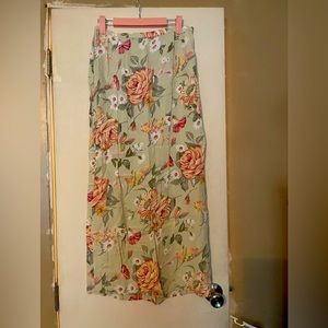 Cold Water Creek Beautiful skirt size medium